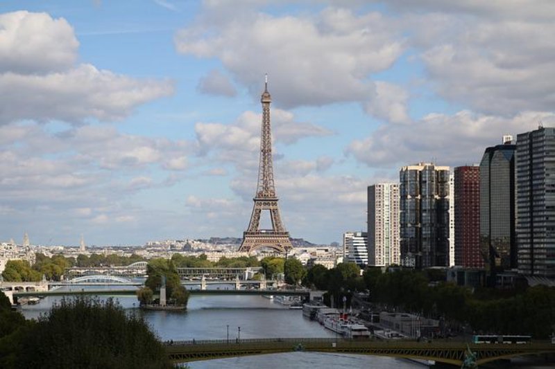 Eiffel Tower and Skyline