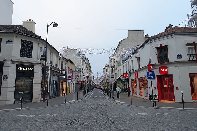 Shops along Rue du Commerce