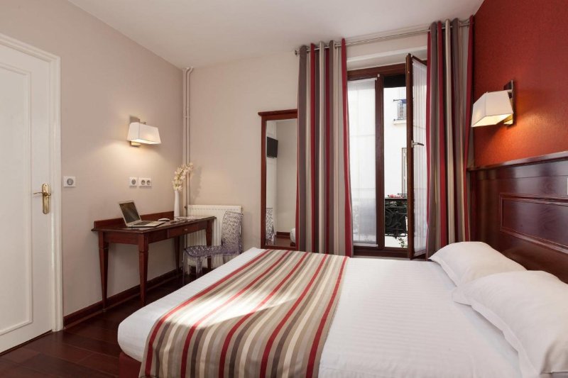 Hôtel Eiffel Rive Gauche Room