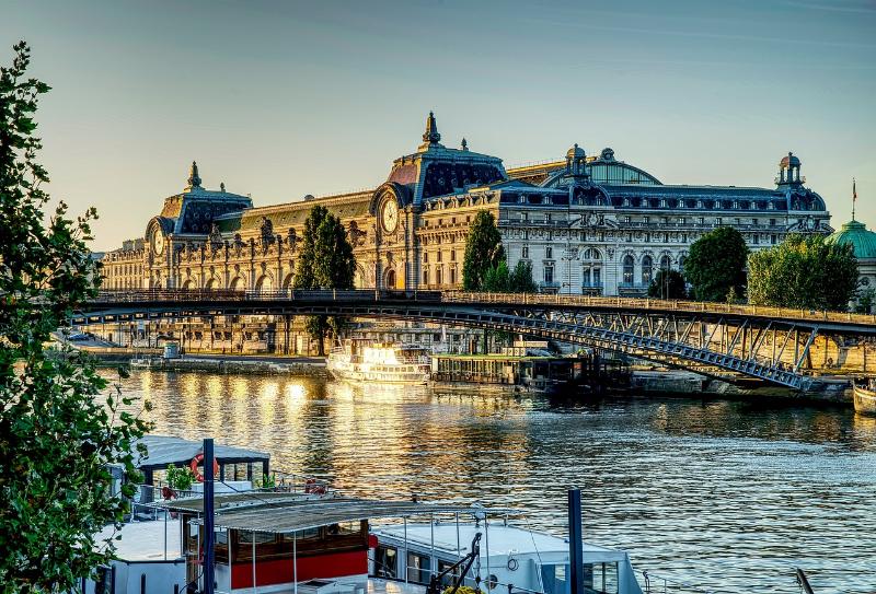 Musee d'Orsay view at an angle