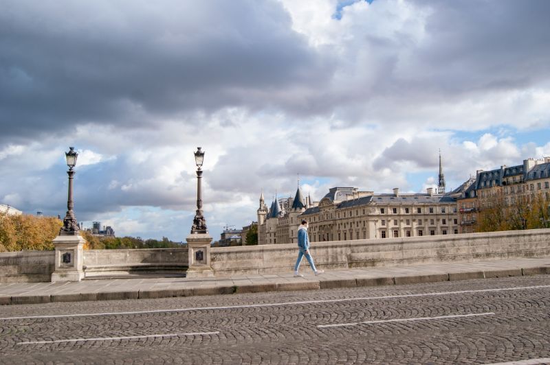 Pont Neuf Walk