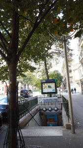 Édicule Guimard of the Rue Saint-Maur station