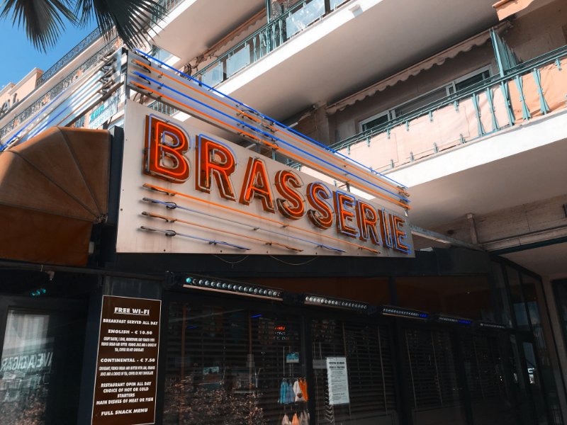 Brasserie Light Sign