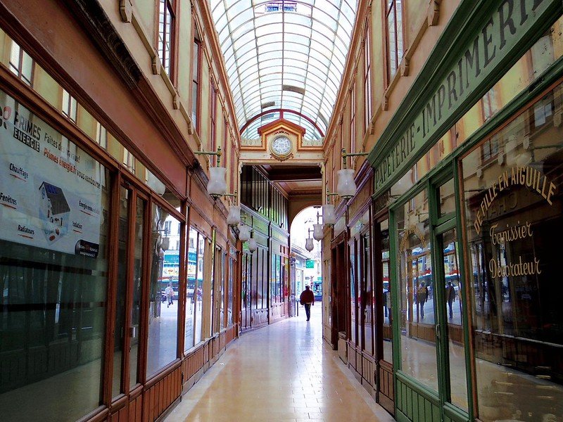 Passage du Bourg-l’Abbé Shops