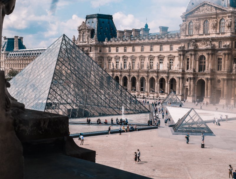 Louvre Museum Scenery and Skyline