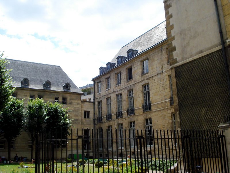 Musée Carnavalet Exterior