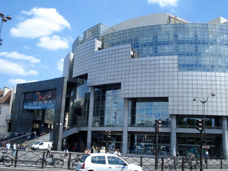 Opéra Bastille Building