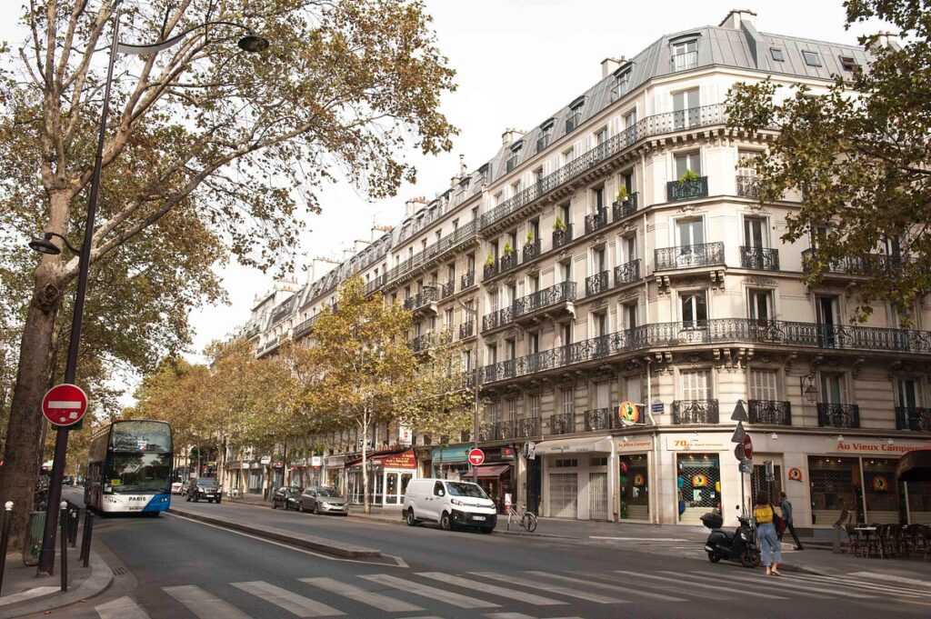 Boulevards Saint Michel and Saint Germain Paris: Iconic Streets Explored