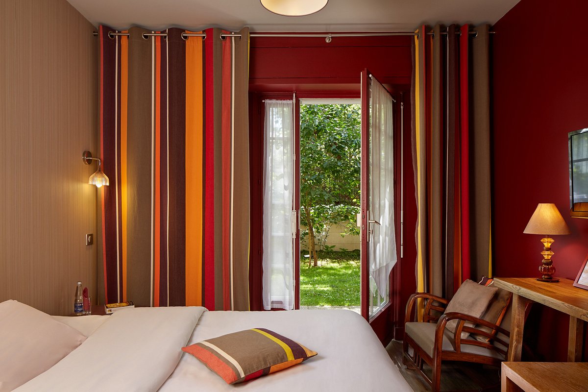 Hotel Restaurant Le Vert comfortable rooms designed to cater to the needs of various travelers