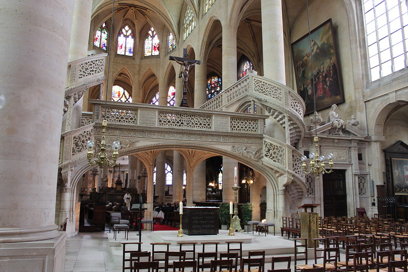 Inside Saint Etienne du Mont church