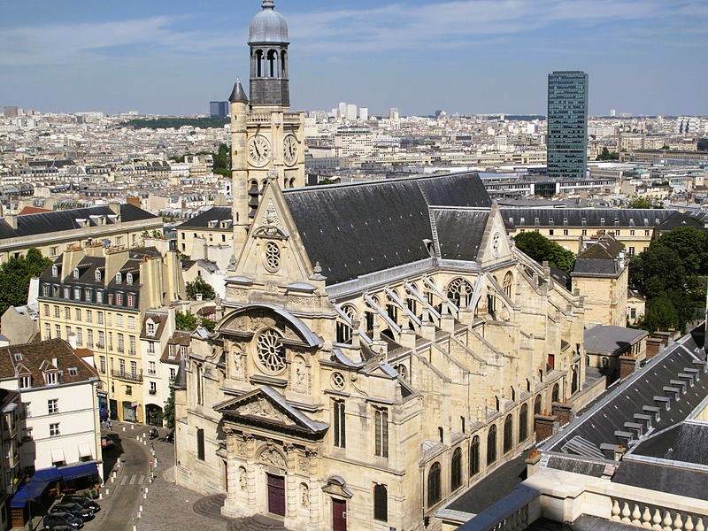 Aerial view of the exterior of Saint Étienne du Mont