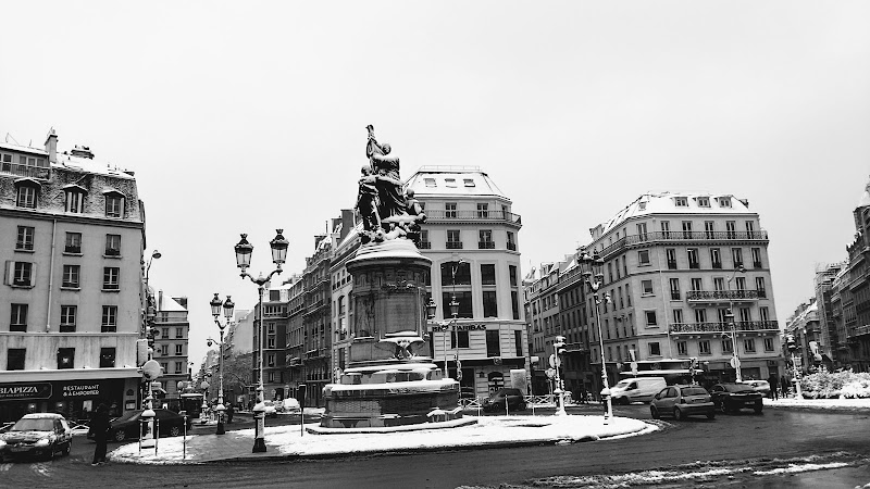Édicule Guimard of the Victor-Hugo station