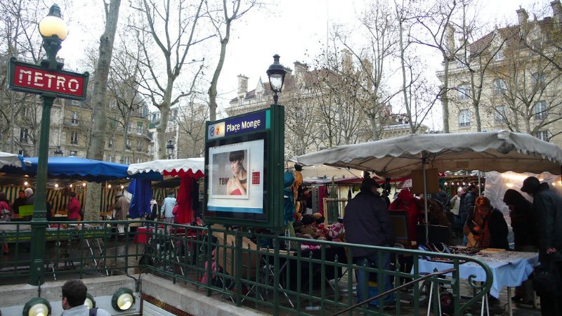 Crowd at Marché Monge