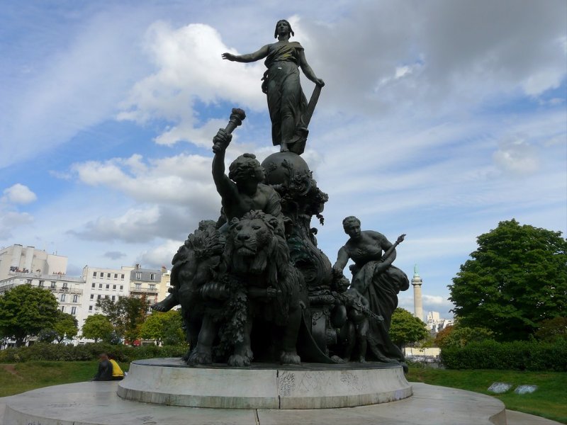 Place de la Nation Sculpture