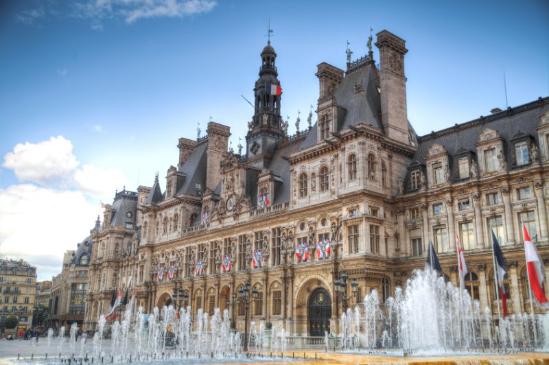 Hôtel de Ville: Things to See & Do