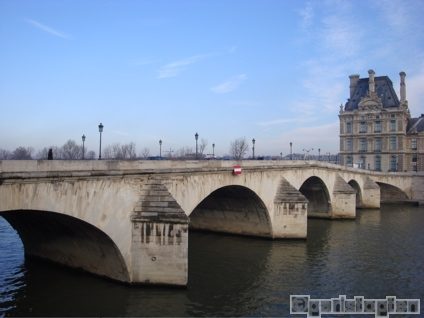 pim_pardefault_pont-royal1051-9234197