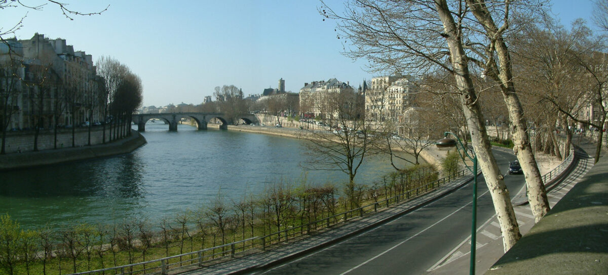 The Pont Marie, a picturesque bridge in Paris, France, connects the Right Bank to the Île Saint-Louis. 