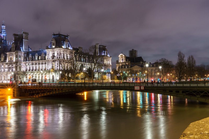 Hôtel de Ville and Citylights