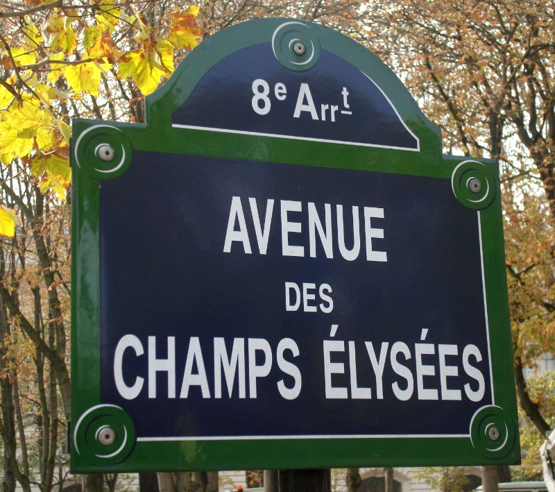 Avenue des Champs Elysées Sign