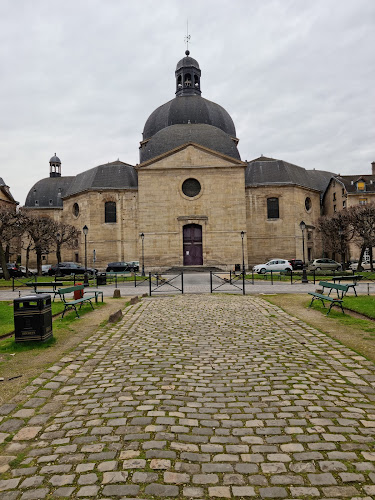 Hôpital de la Pitié-Salpêtrière