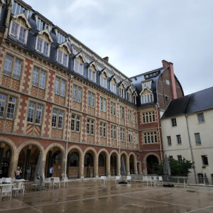 Institut catholique de Paris
