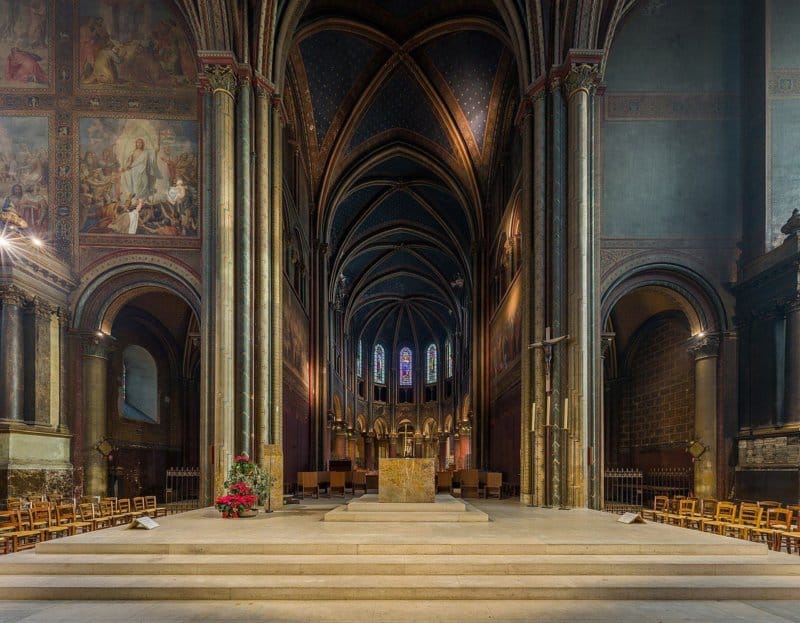 Inside Saint Germain des Pres