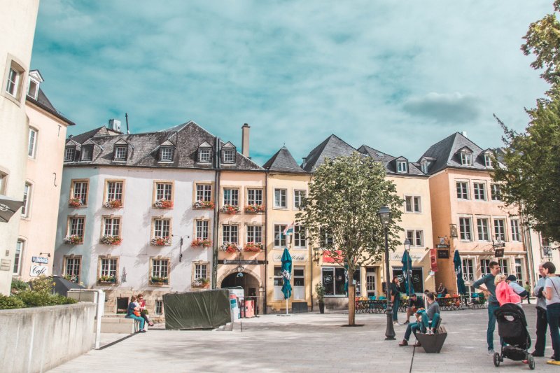 Luxembourg Street and Houses