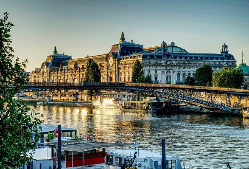 Musée d'Orsay Exterior