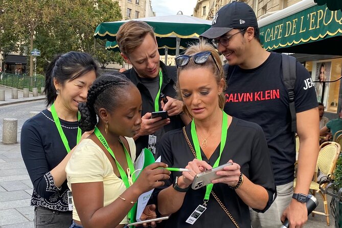 2 hour outdoor group activity in Paris: PARIS tourists playing.