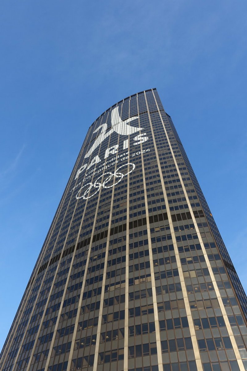 Paris Building with 2024 Paris Olympics Sign