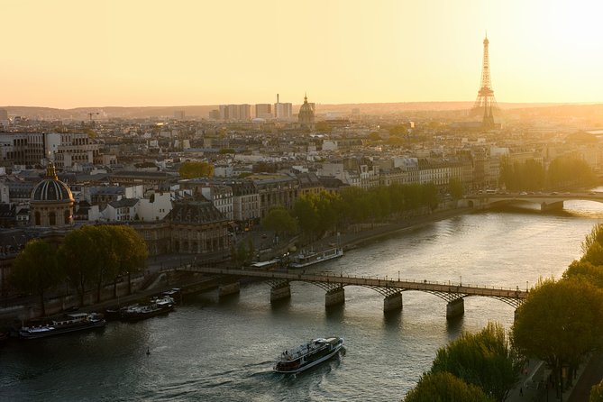 Vedettes de Paris Seine River Cruise Direct Access E-Ticket Review