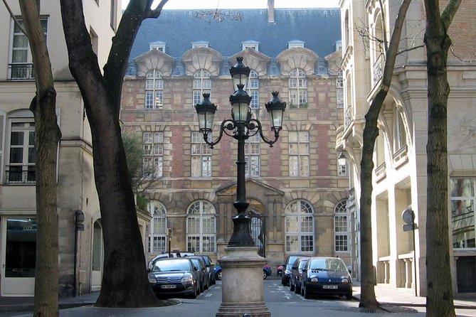 Chic and Classic: Saint-Germain-des-Prés Walking Tour Review