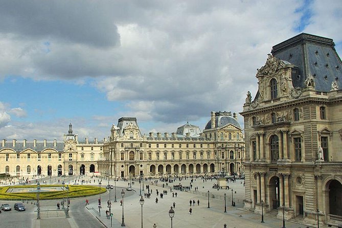 Family Treasure Hunt at the Louvre Museum Review