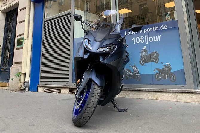 Location scooter TMAX Tech max Yamaha 560cc (Permis A2) Paris Review