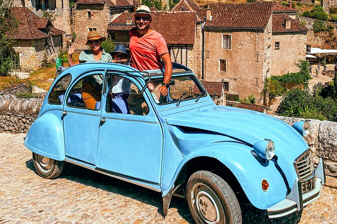 Lot Valley and St Cirq Lapopie Tour by Citroen 2CV from Cahors with wonderful ride.