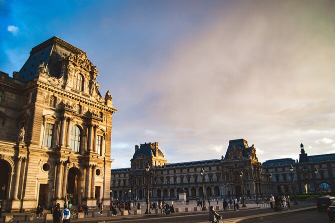 Louvre Museum Skip-the-line Ticket & Seine River Cruise featuring the Parisian architecture.