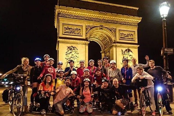 Paris By Night tour on a dutch bike Review