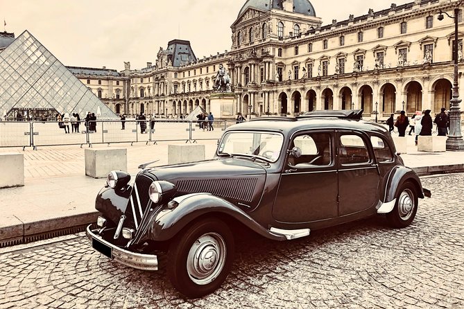 Paris Half Day Tour in Vintage French Car with Open Roof Review