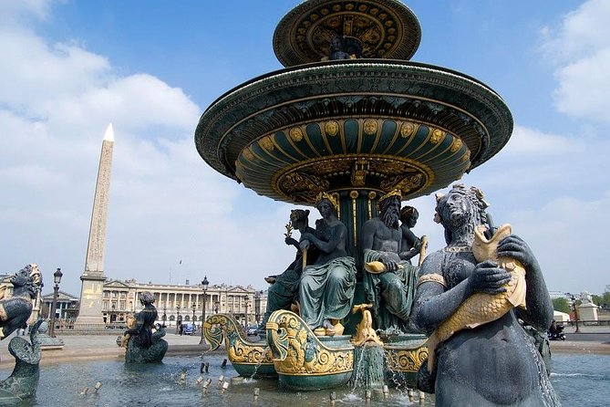 Paris Highlights Immersive Coach Tour with Histopad Review