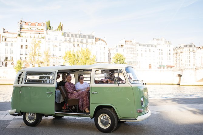 Paris only KOMBI tour with a pleasant tour around the city.