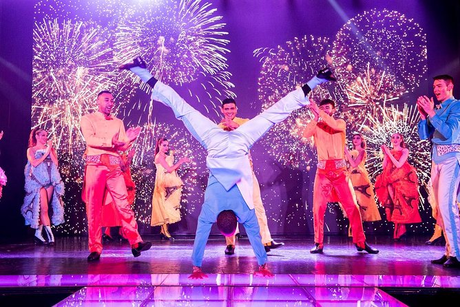 Paris Paradis Latin Cabaret Champagne & Show