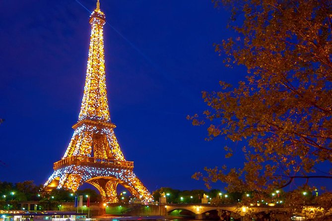 Paris Seine River Champagne Evening Cruise Review