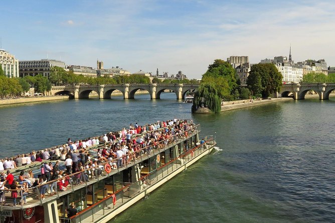 Paris : Seine River Cruise & Champagne at the legendary Buddha-Bar Review