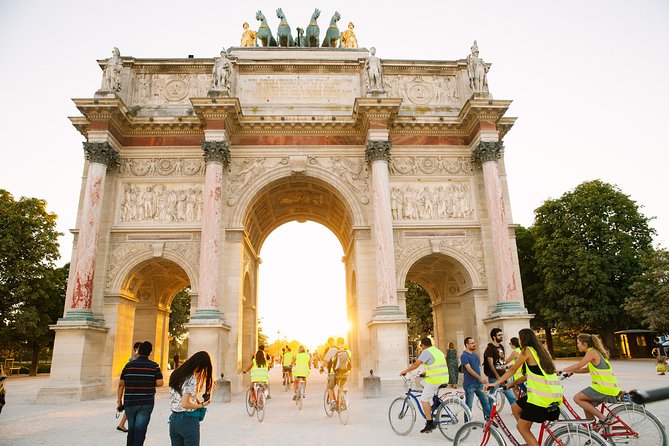 Paris Sightseeing Night Bike Tour with Seine River Cruise Review