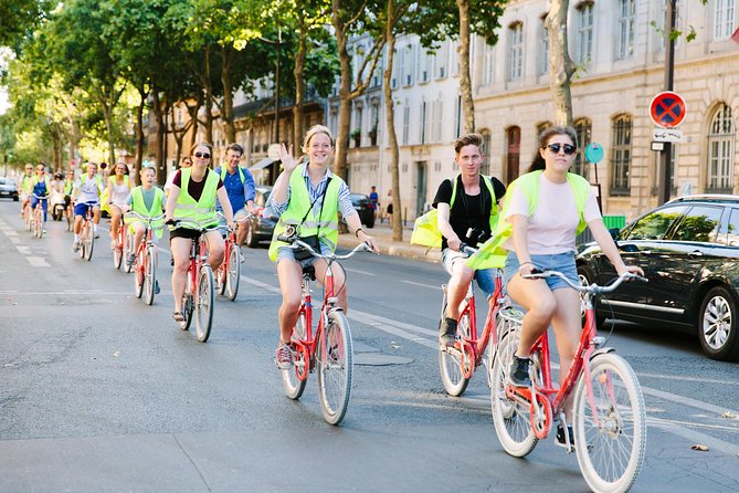 Paris Sightseeing Night Bike Tour with Seine River Cruise Review