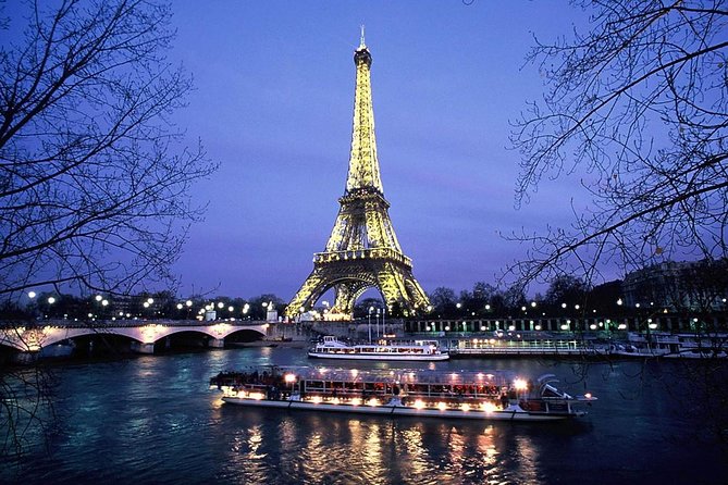 Seine River Cruise on board Vedettes du Pont Neuf Review