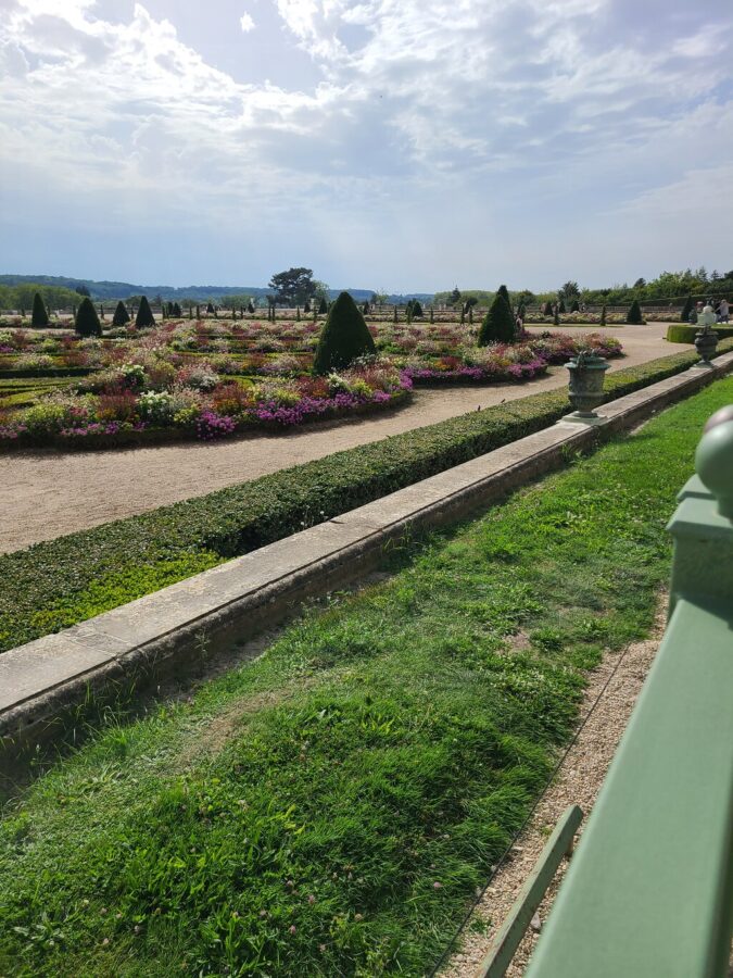 Versailles Markets and Gardens Full-Day Bike Tour from Paris Review