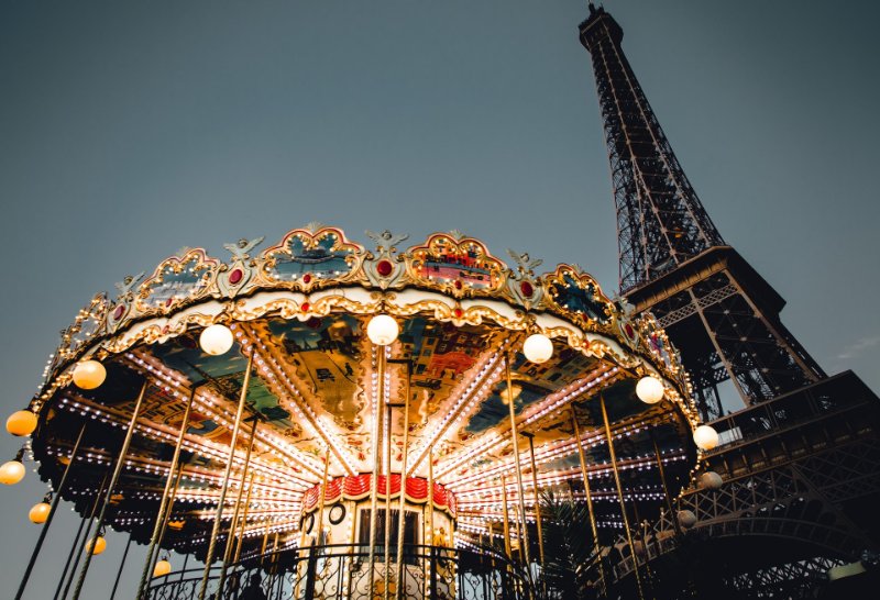 Carousel de Eiffel and the Eiffel Tower