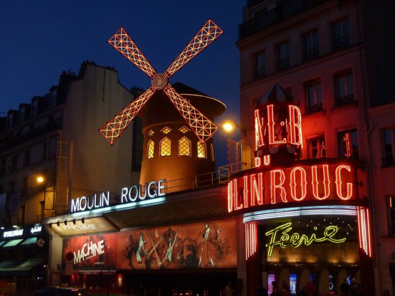 The world-famous Moulin Rouge.