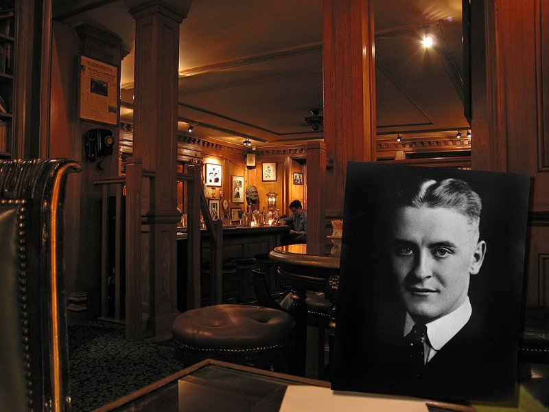 Hemingway Bar